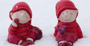 Kinderen in de crèche, opgevangen door vrijwilligers